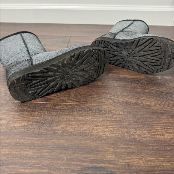 Ugg Classic Short Denim in Black - Picture 11 of 11